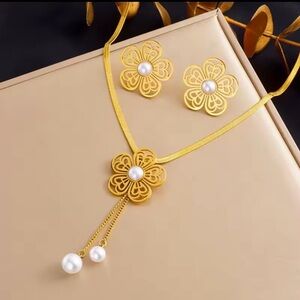 18k gold plated stainless steel necklace and earrings set